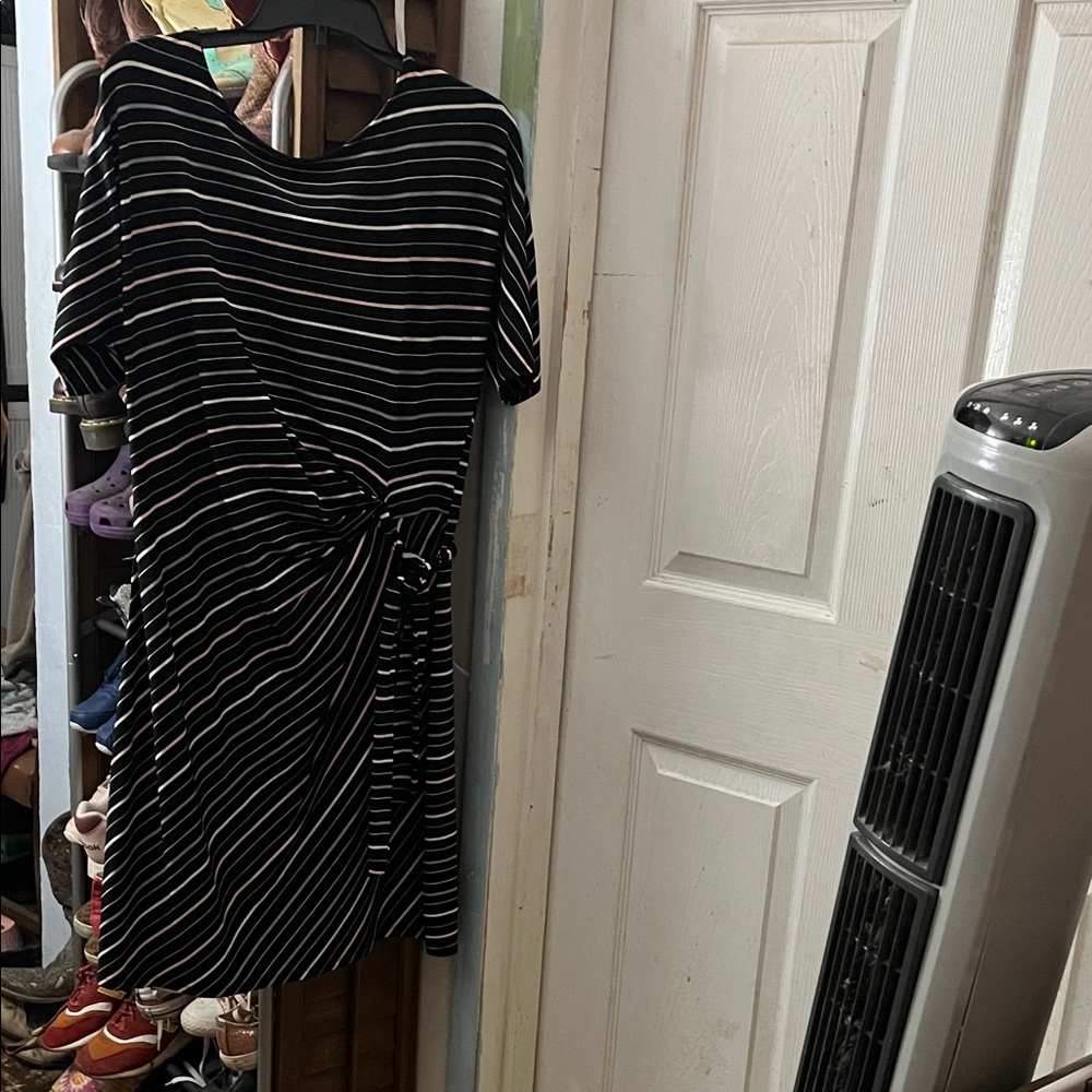 🙊Striped Black Dress